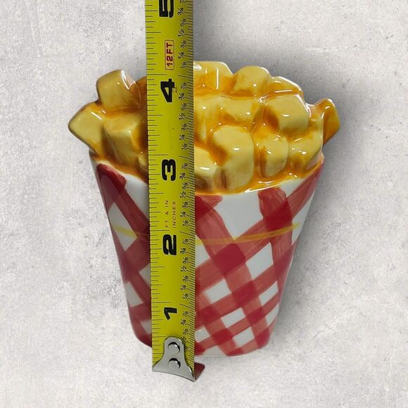 Vintage Clay Art Burger & Fries Salt & Pepper Shakers Set NOS Box Retro Kitchen - Picture 7 of 11